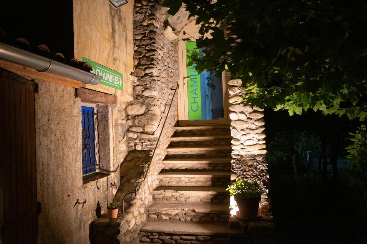 Bed and Breakfast L'Oustaou Шато-Арну Экстерьер фото