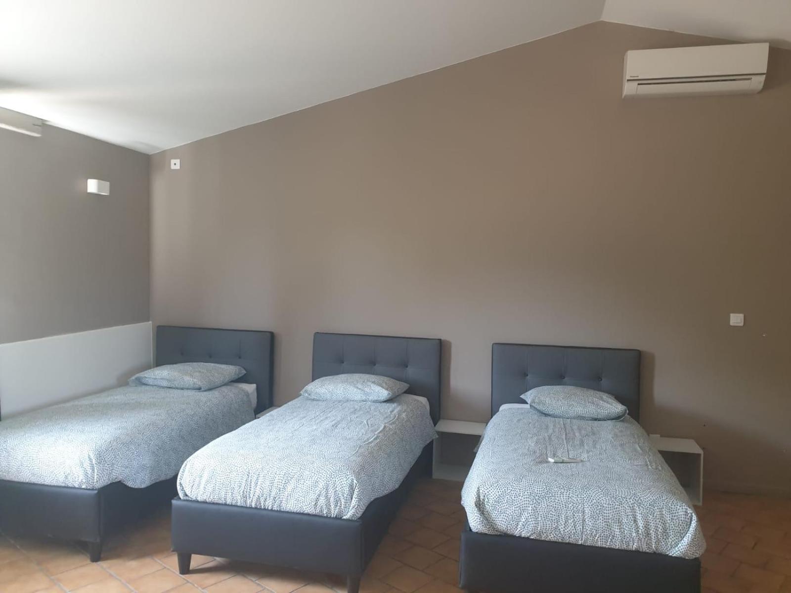 Bed and Breakfast L'Oustaou Шато-Арну Экстерьер фото